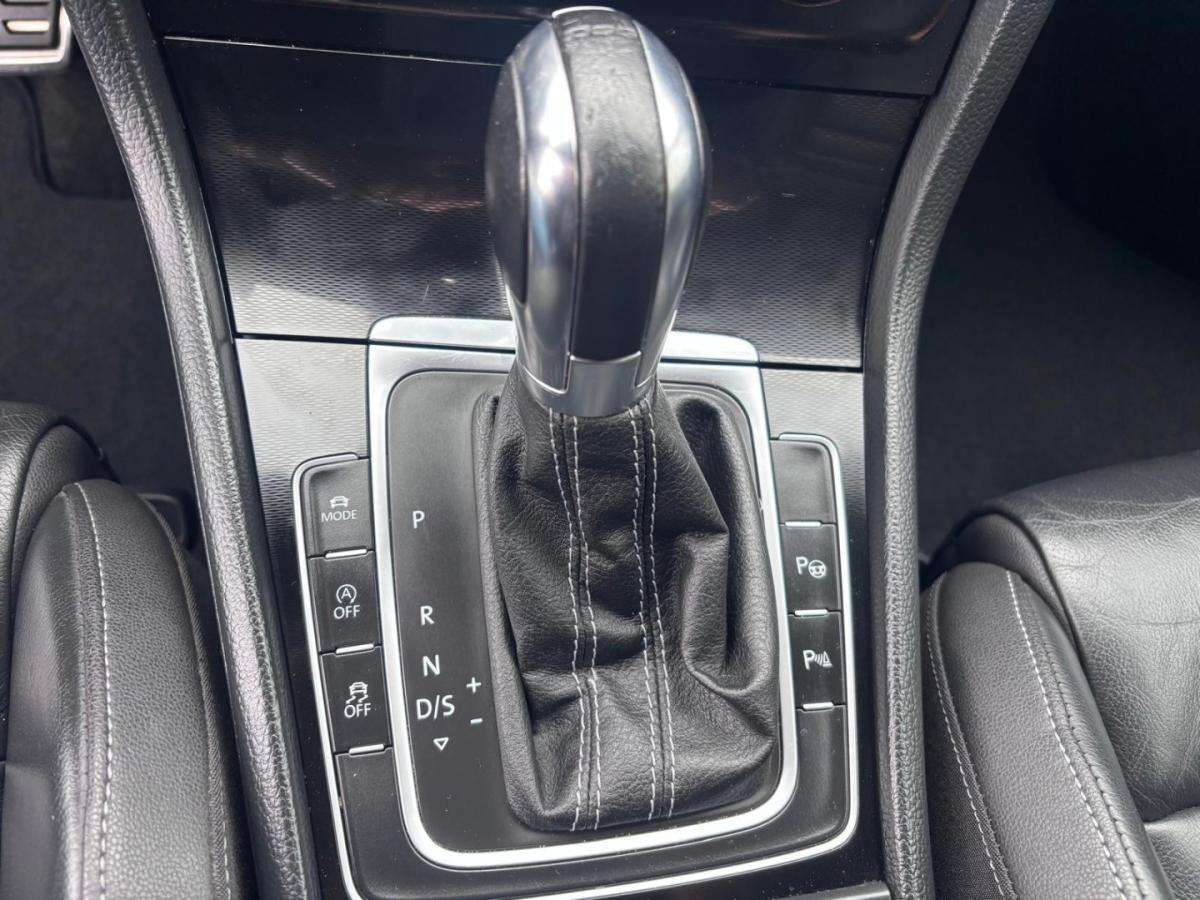 volkswagen-golf-2013-diesel-1968cc