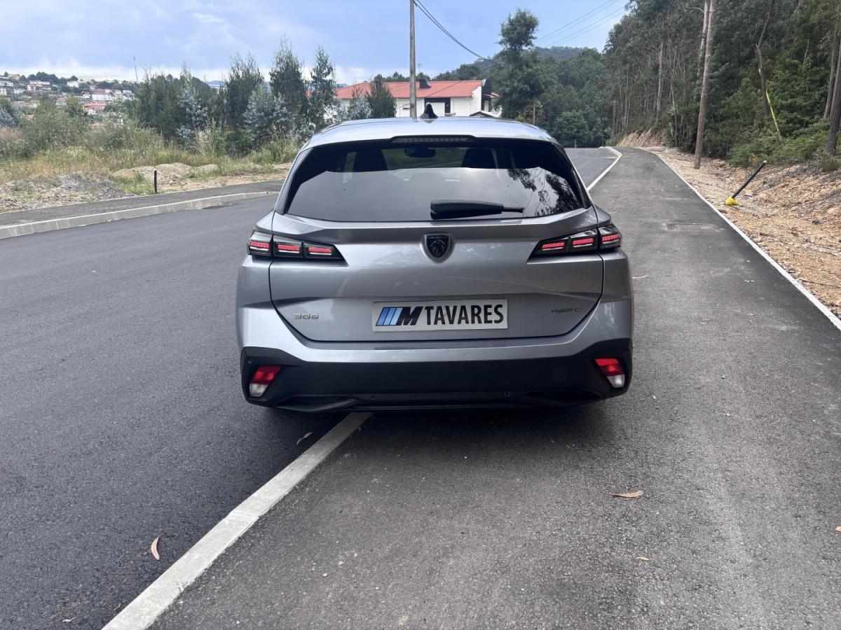 peugeot-308-sw-2022-hibrido-1598cc