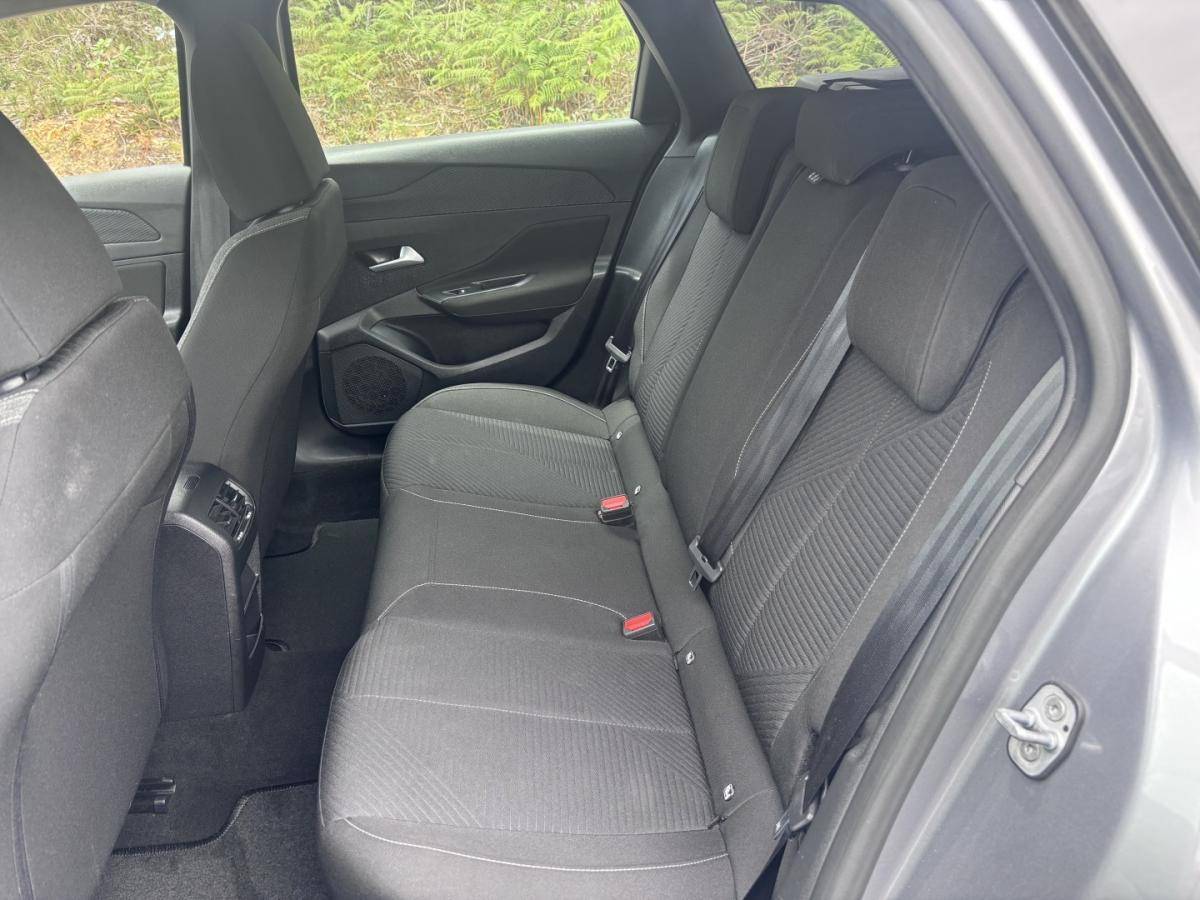 peugeot-308-sw-2022-hibrido-1598cc