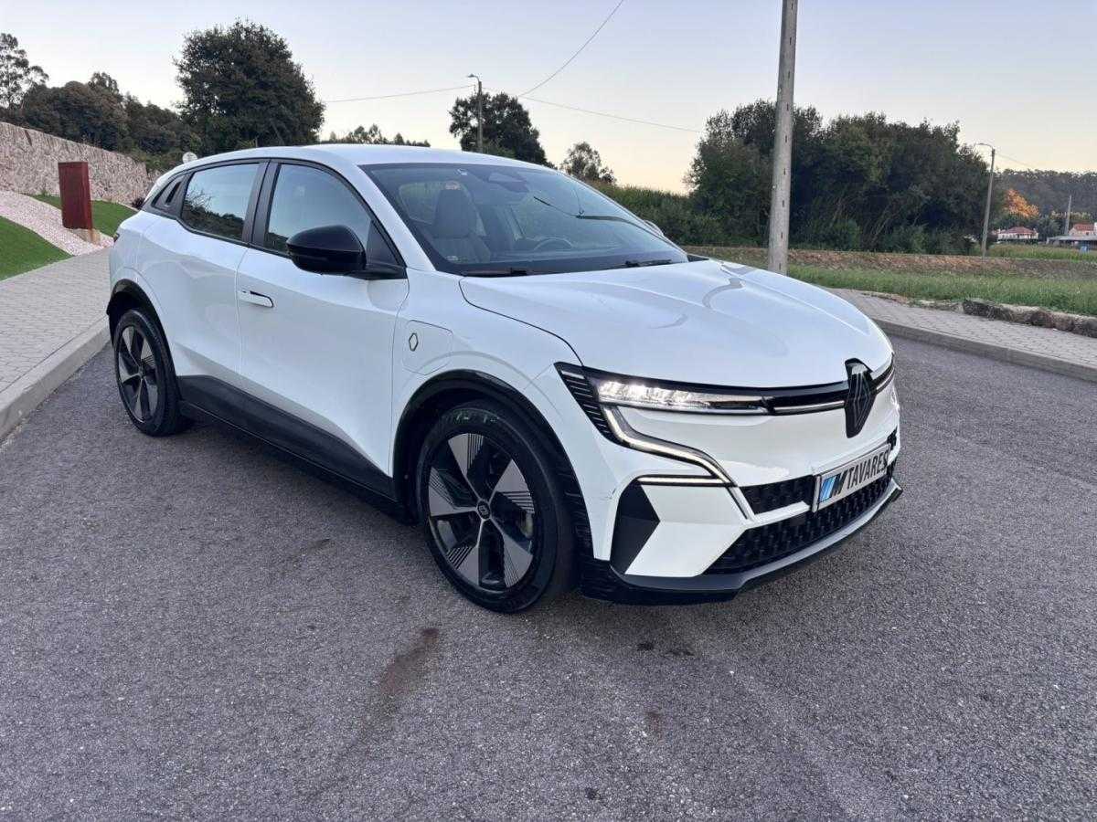 renault-megane-e-tech-2023-eletrico-0cc