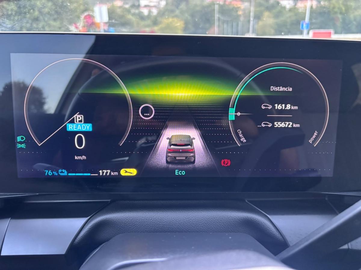 renault-megane-e-tech-2023-eletrico-0cc