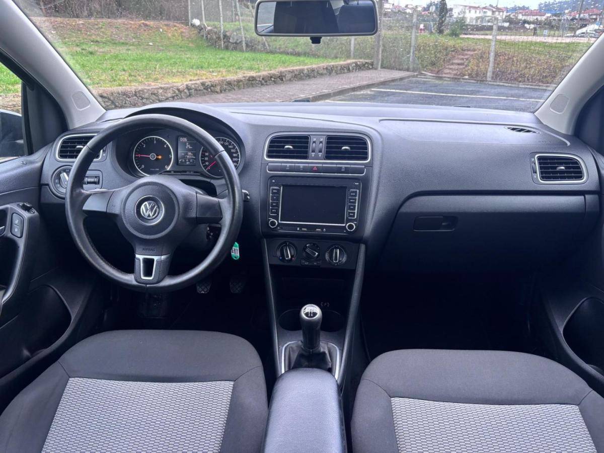 volkswagen-polo-2011-diesel-1199cc