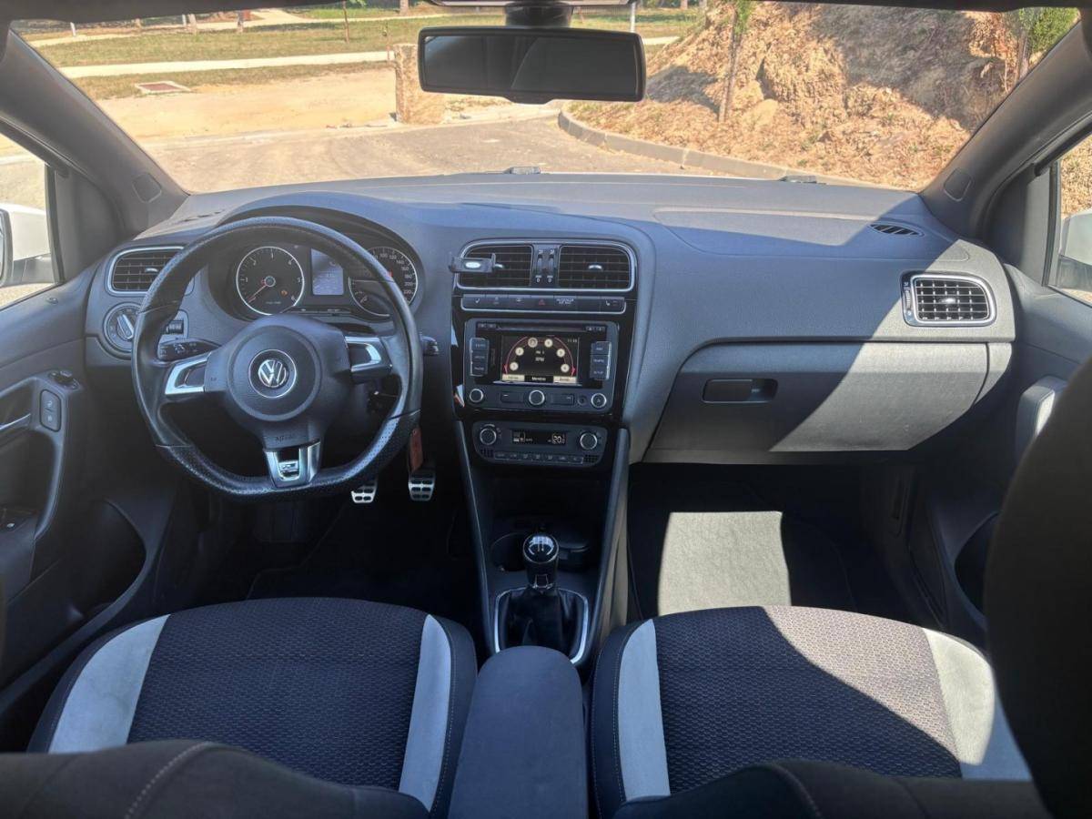 volkswagen-polo-2012-diesel-1598cc