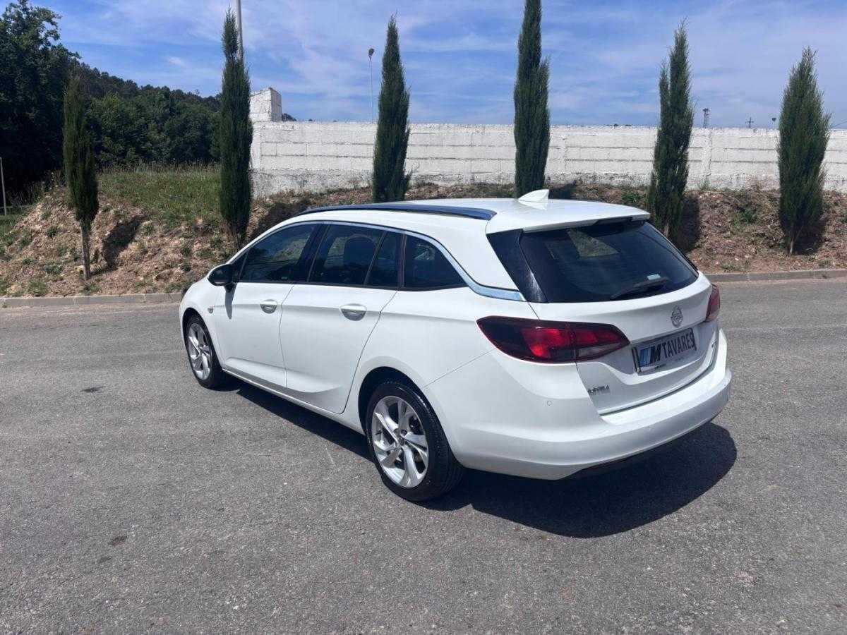 opel-astra-sport-tourer-2018-diesel-1598cc