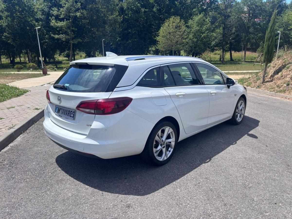 opel-astra-sport-tourer-2018-diesel-1598cc