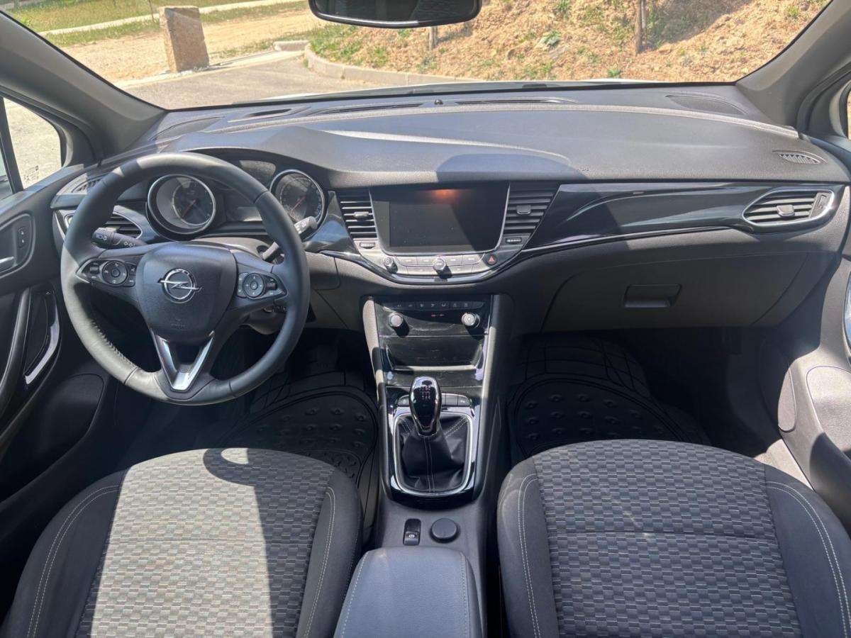 opel-astra-sport-tourer-2018-diesel-1598cc