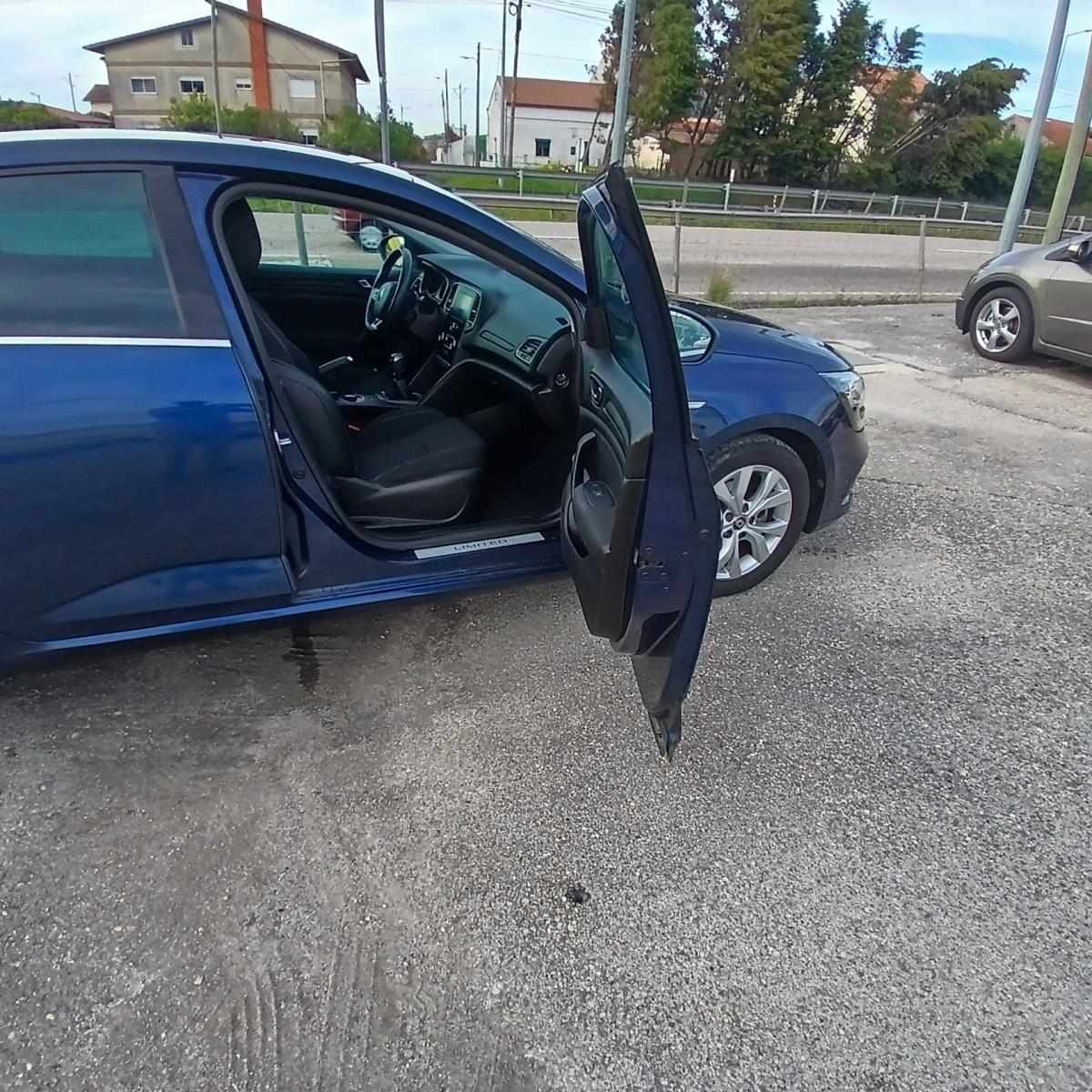 renault-megane-2019-diesel-1461cc