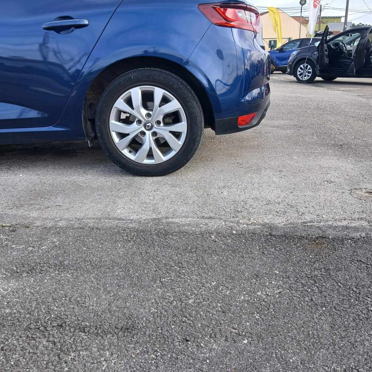 renault-megane-2019-diesel-1461cc