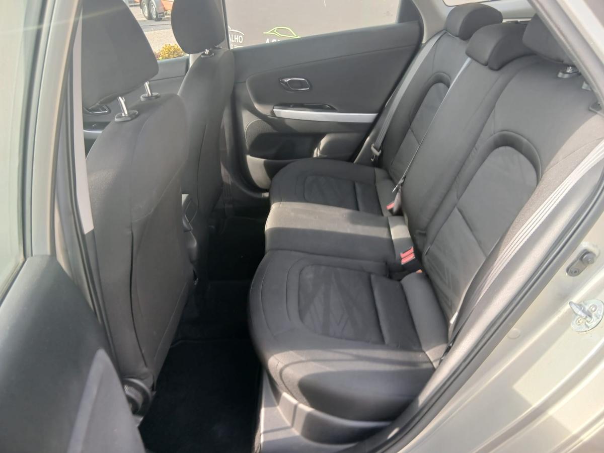 kia-ceed-sw-2018-diesel-1396cc