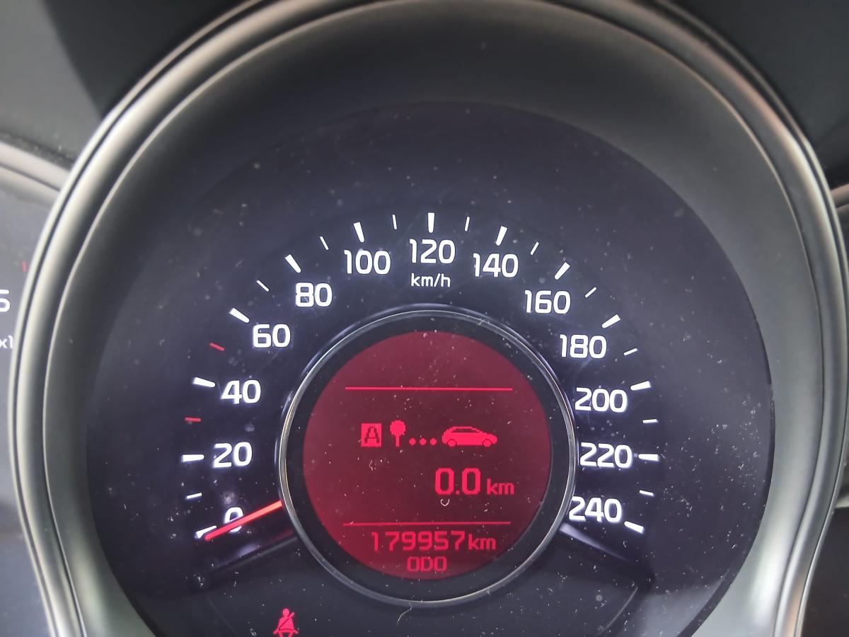 kia-ceed-sw-2018-diesel-1396cc