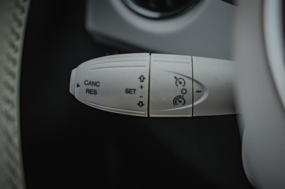 fiat-500-2023-hibrido-a-gasolina-999cc