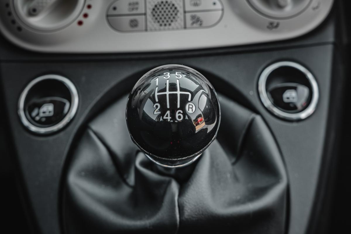 fiat-500-2023-hibrido-a-gasolina-999cc