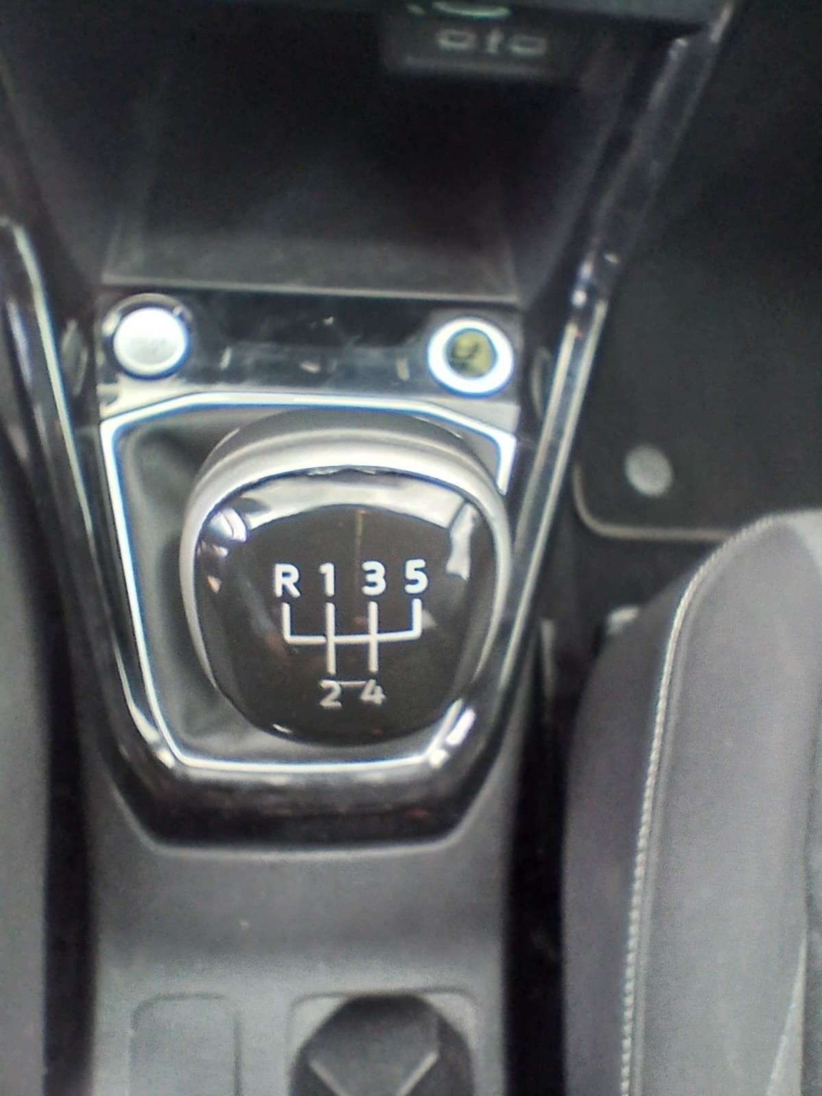 volkswagen-t-cross-2024-gasolina-999cc