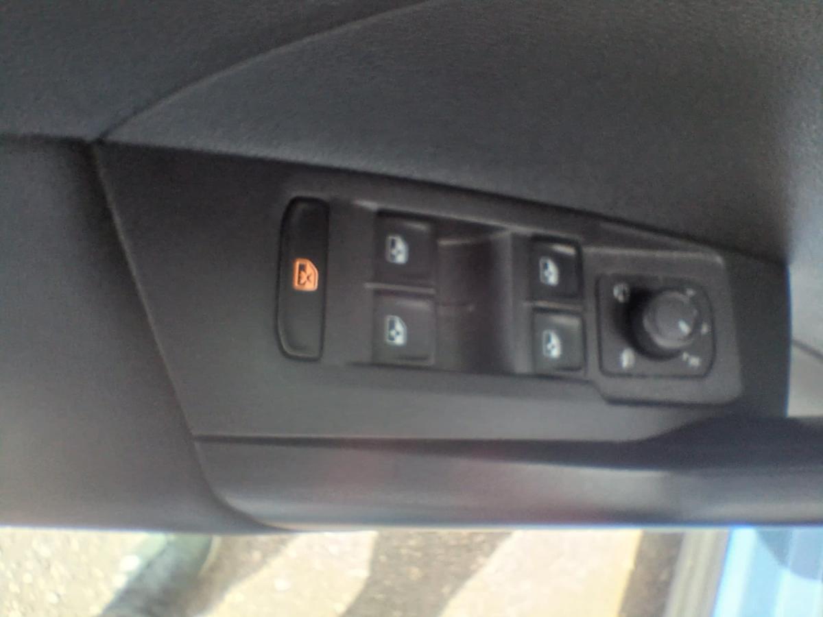volkswagen-t-cross-2024-gasolina-999cc