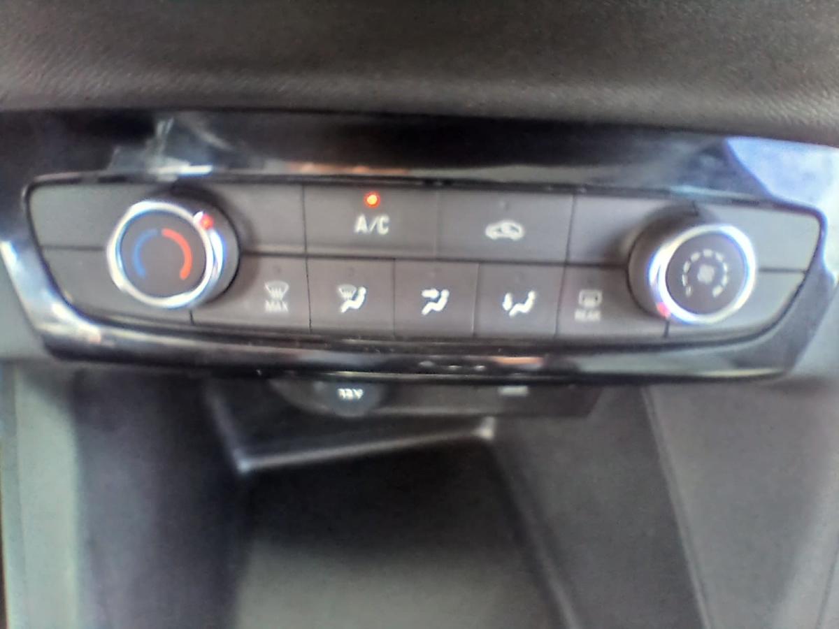 opel-corsa-2023-gasolina-1199cc