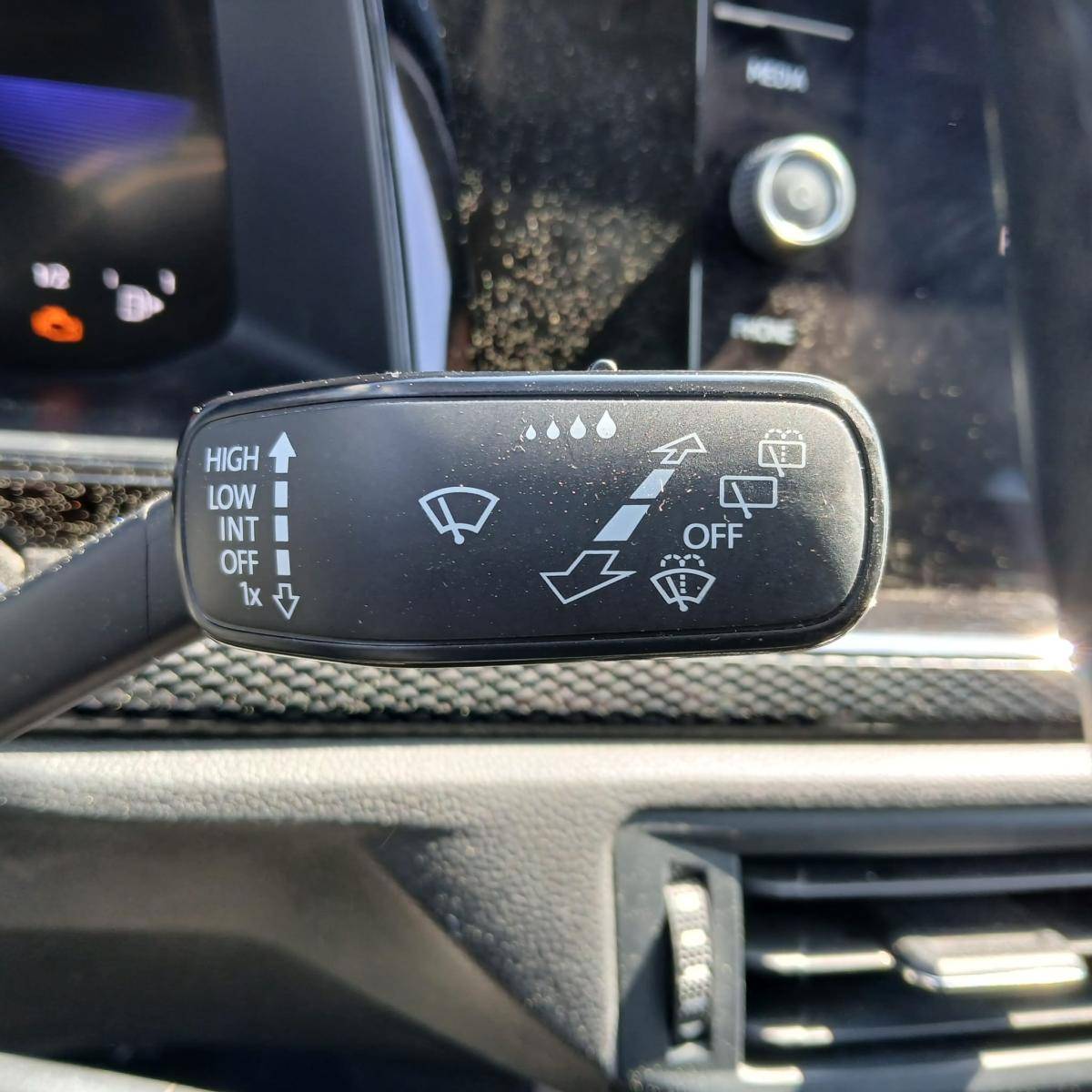 volkswagen-taigo-2023-gasolina-999cc