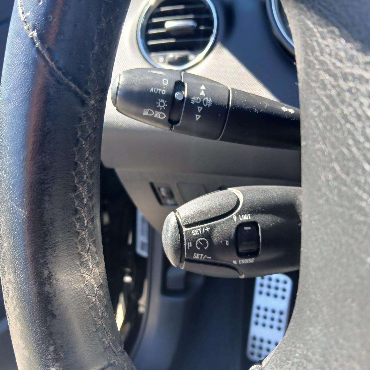 peugeot-308-cc-2009-diesel-1997cc