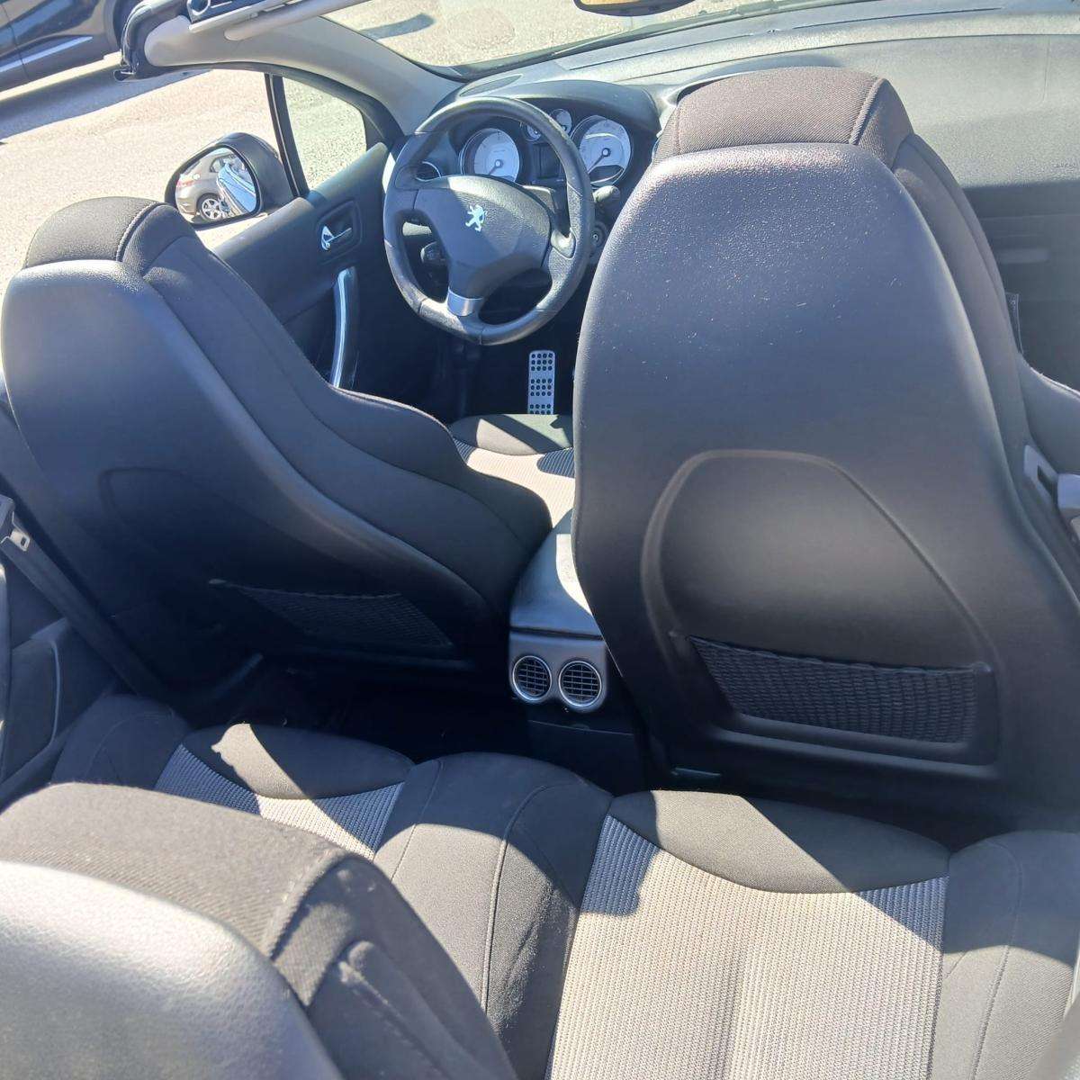 peugeot-308-cc-2009-diesel-1997cc
