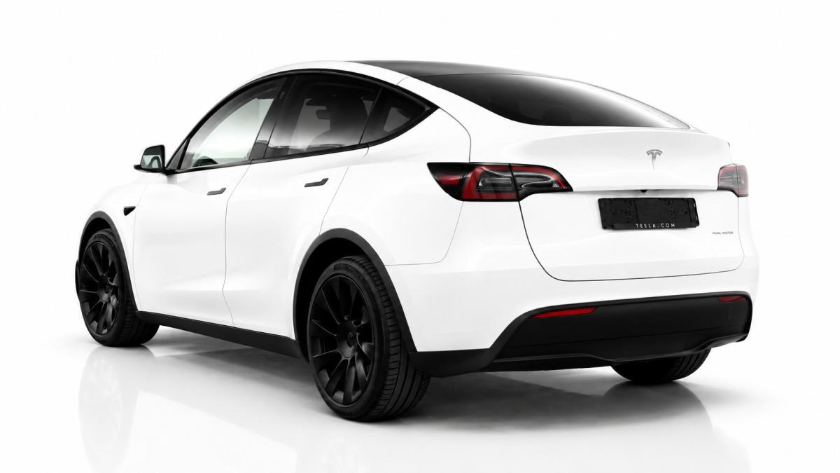 tesla-model-y-2023-eletrico-0cc