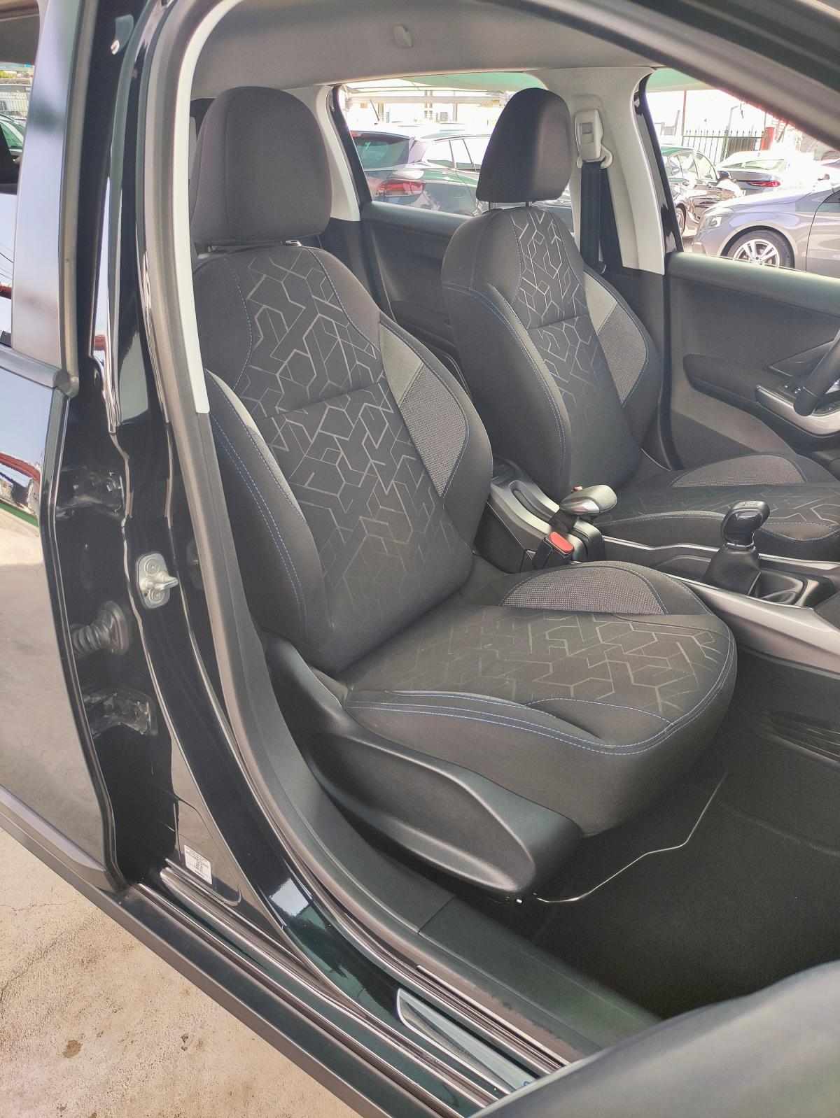peugeot-2008-2018-gasolina-1199cc