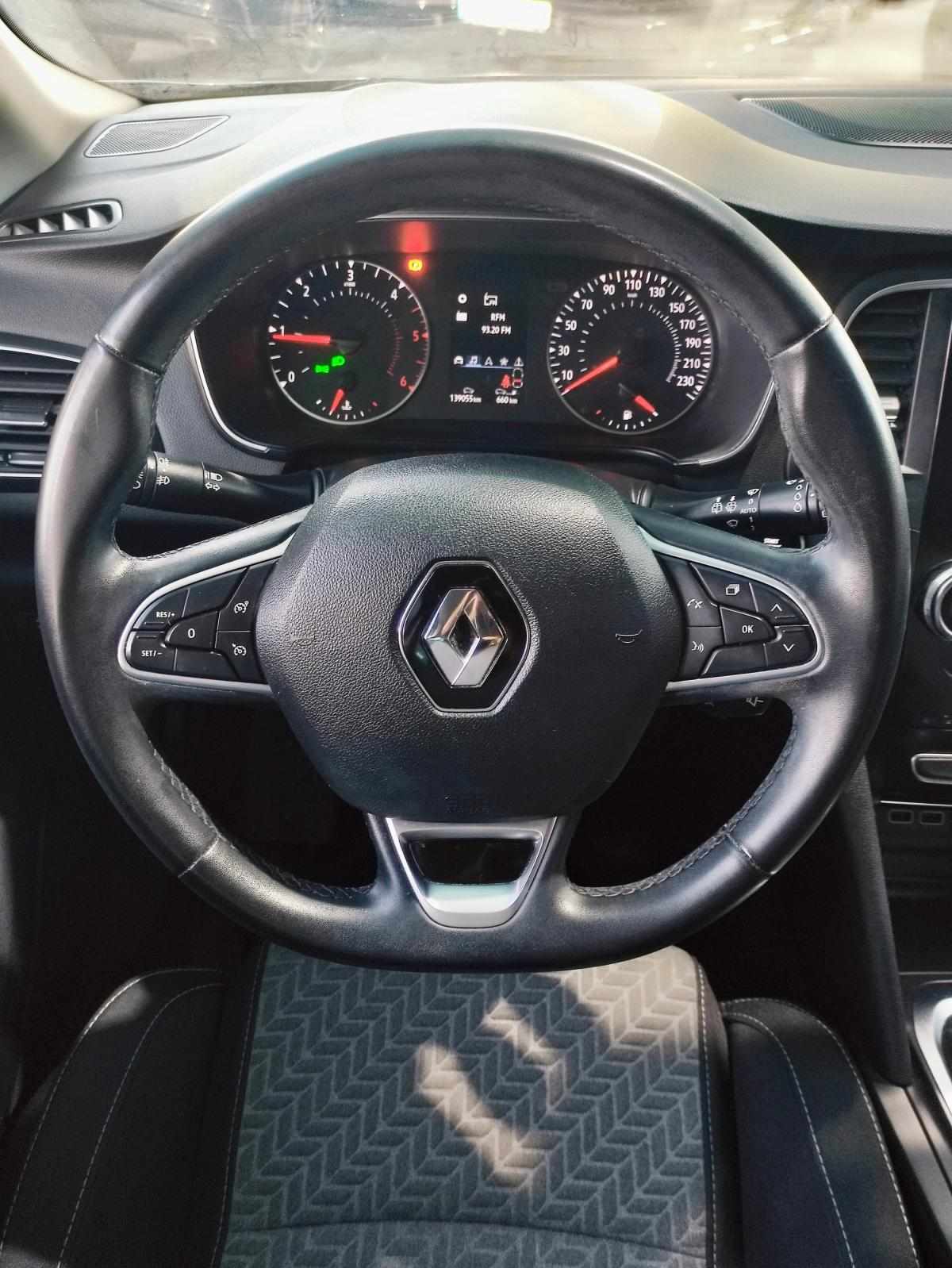renault-megane-sport-tourer-2022-diesel-1461cc