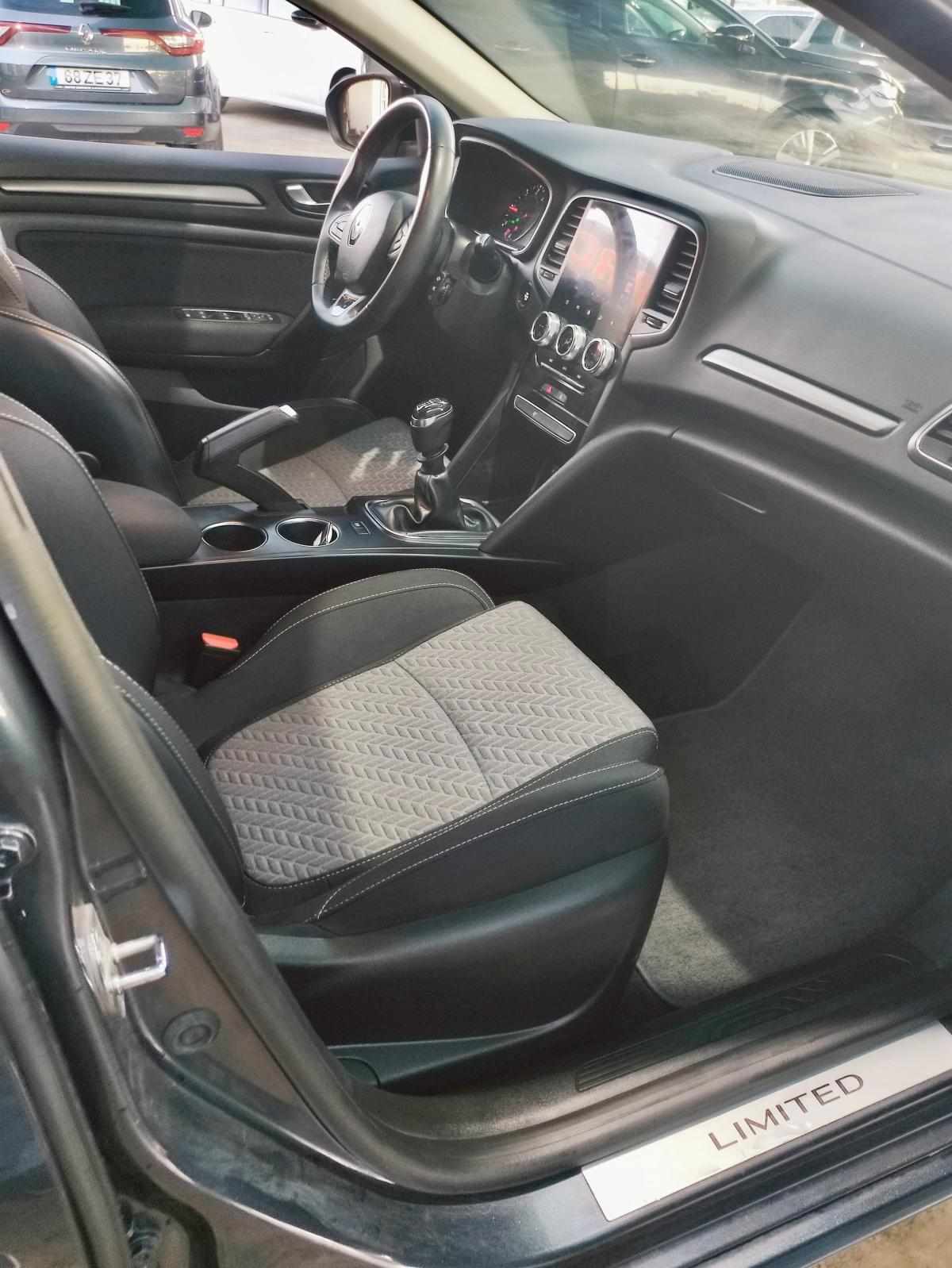 renault-megane-sport-tourer-2022-diesel-1461cc