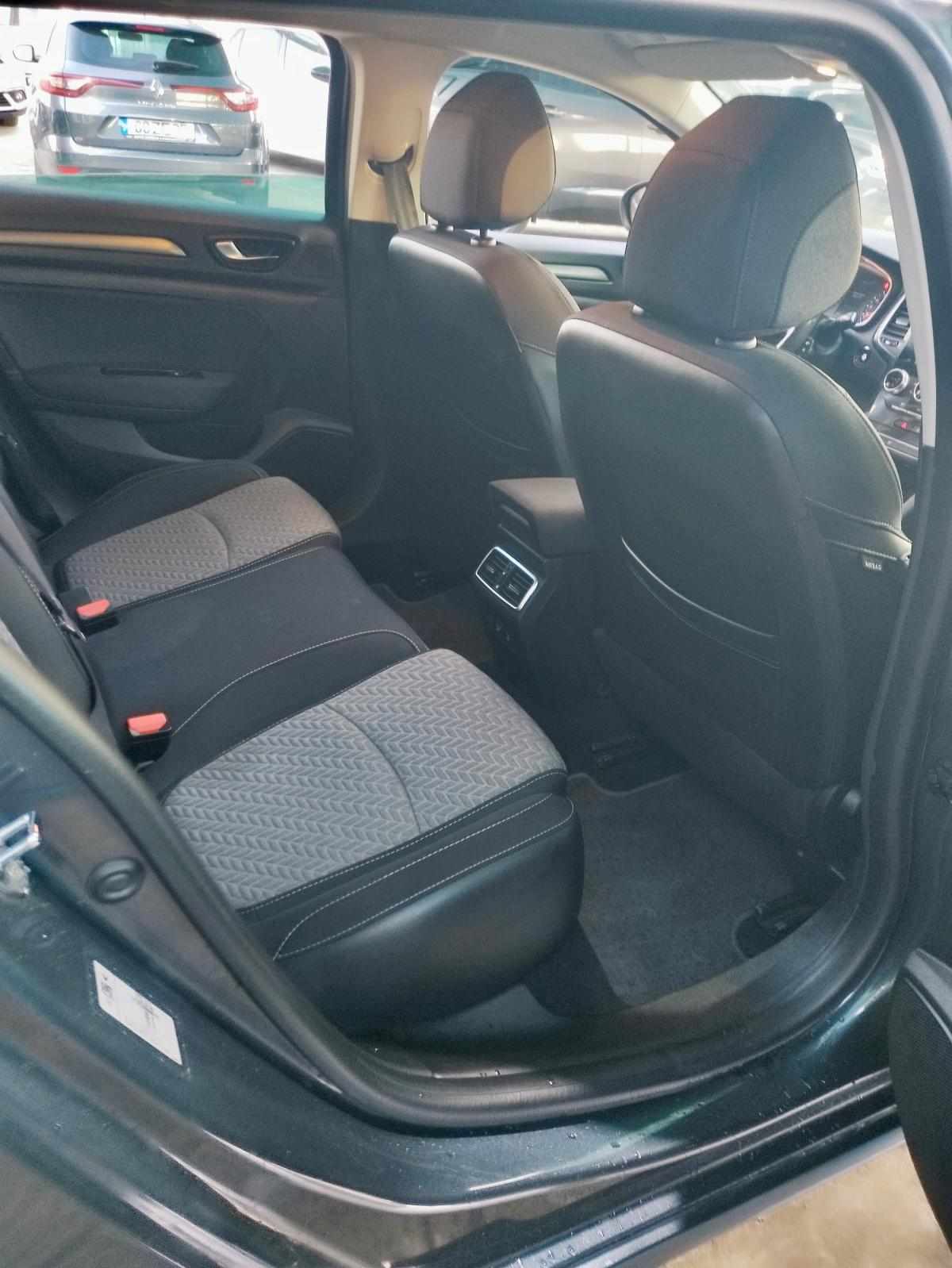 renault-megane-sport-tourer-2022-diesel-1461cc