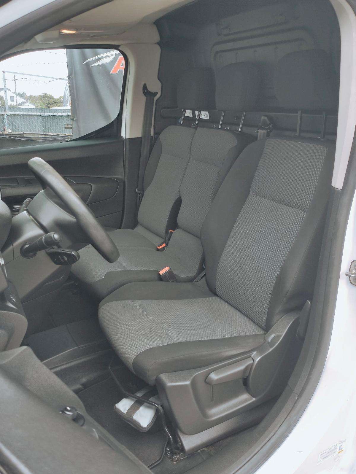 peugeot-partner-2019-diesel-1560cc