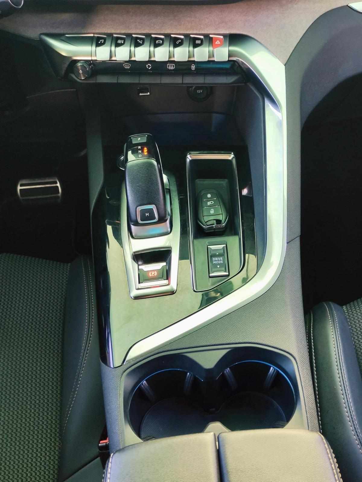 peugeot-3008-2022-diesel-1499cc