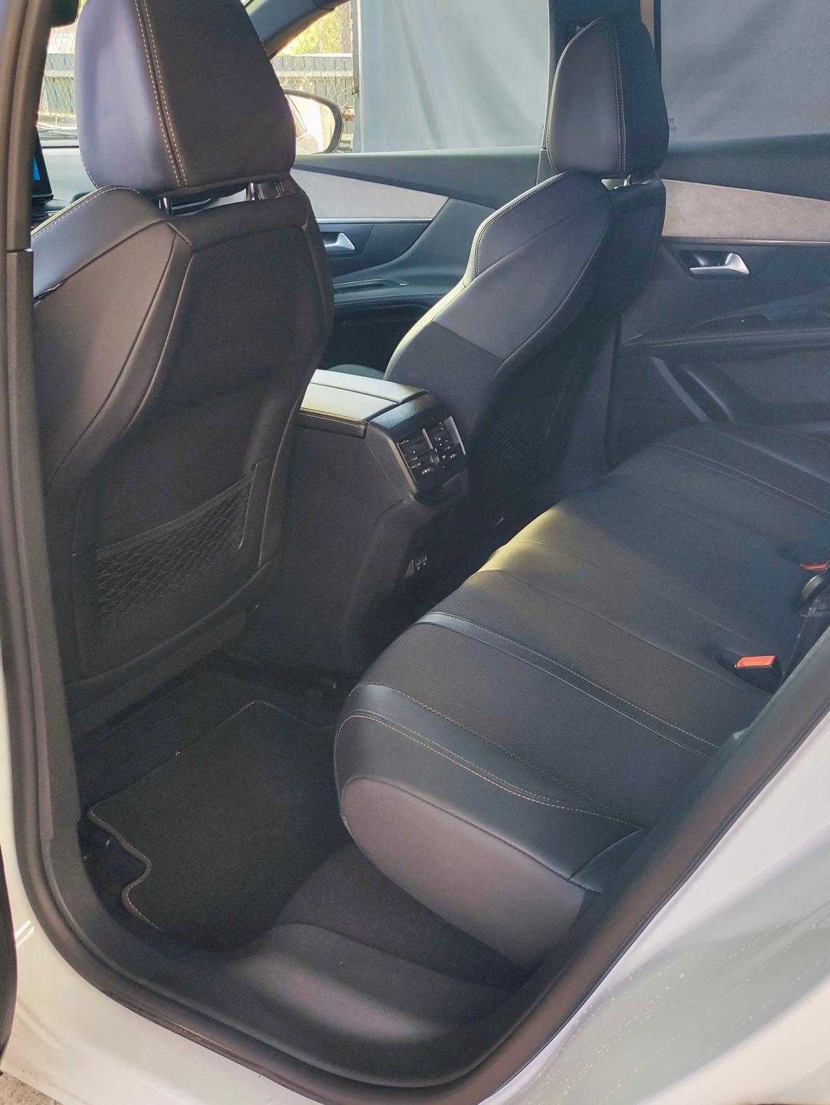 peugeot-3008-2022-diesel-1499cc