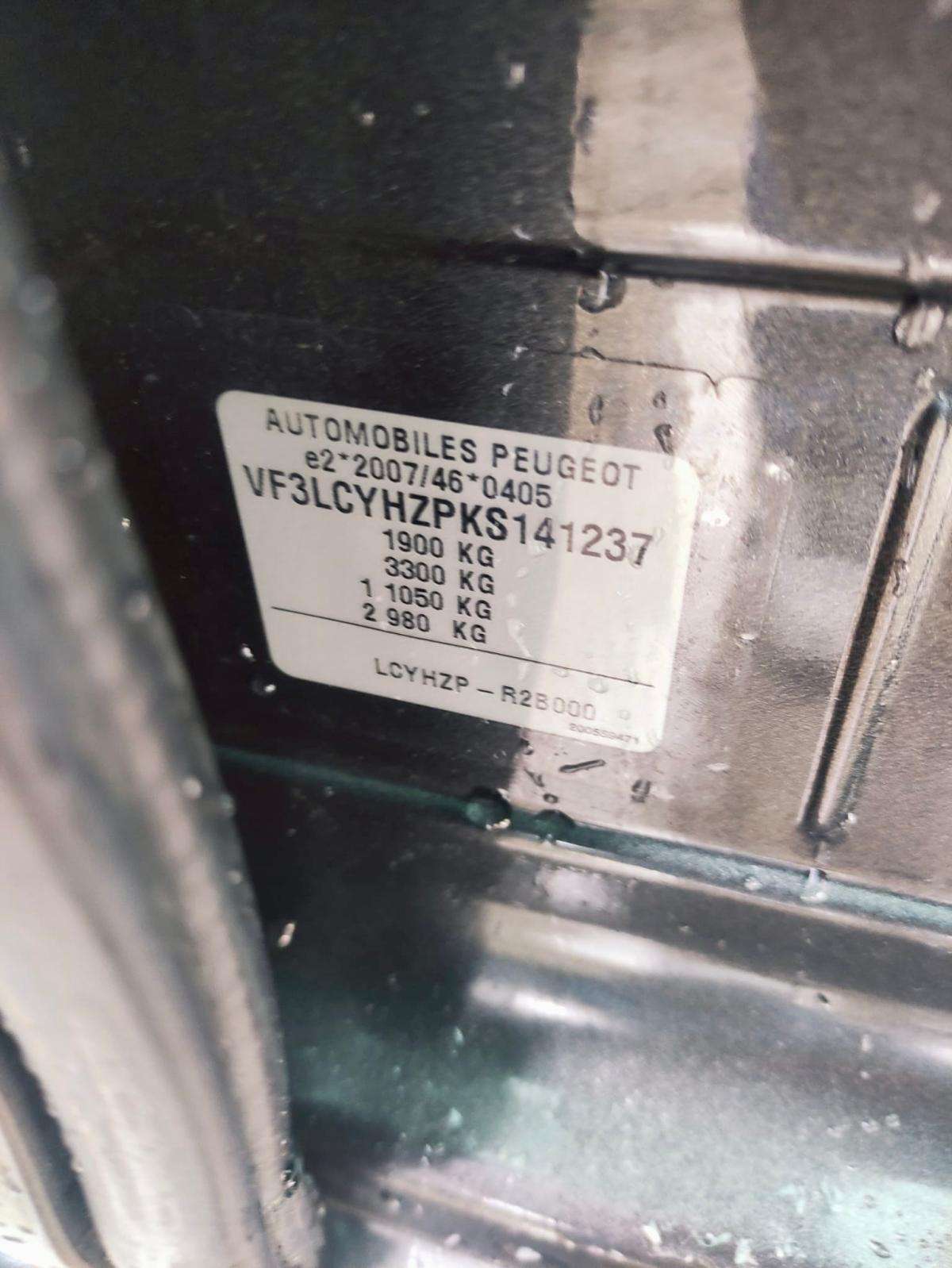 peugeot-308-sw-2019-diesel-1499cc