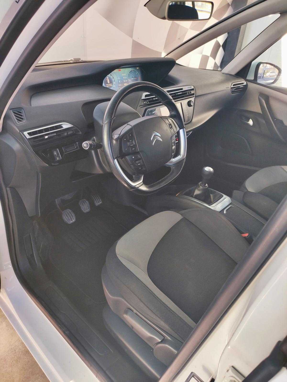 citroen-c4-grand-picasso-2016-diesel-1560cc