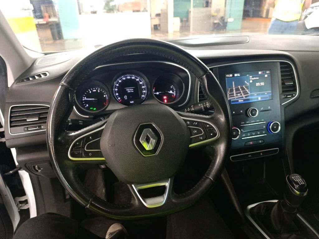 renault-megane-sport-tourer-2018-diesel-1461cc