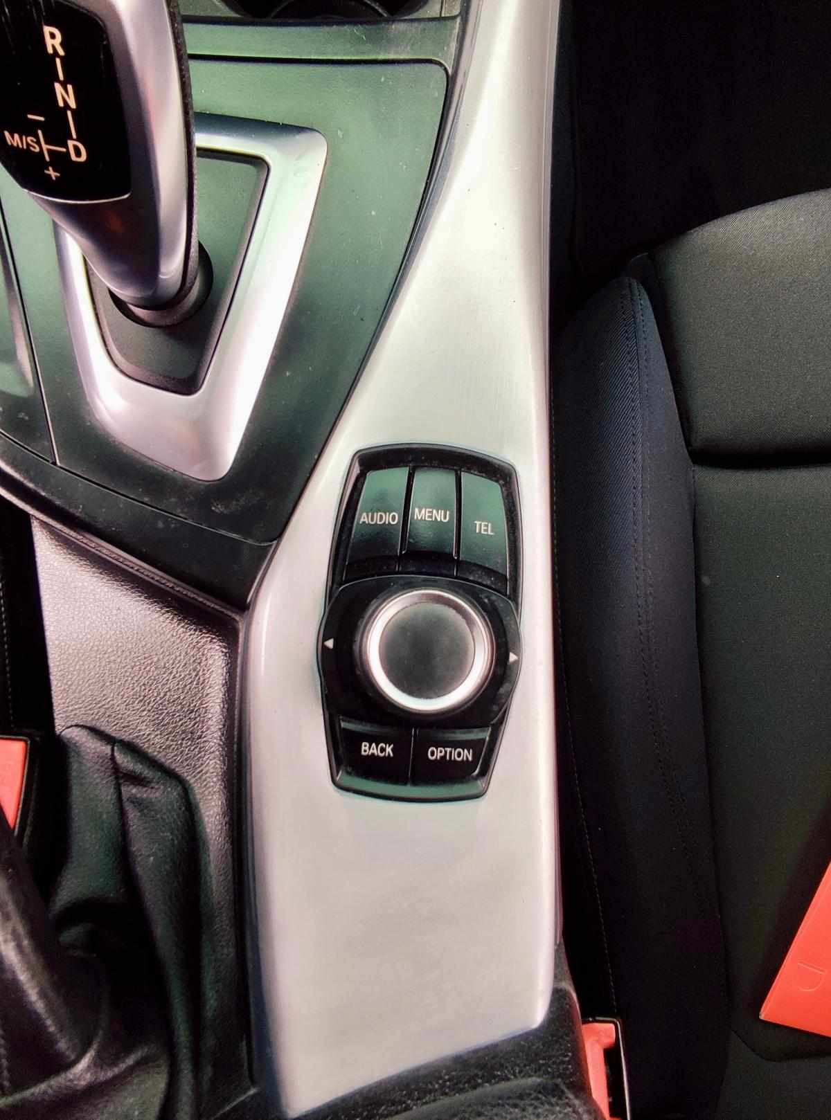 bmw-serie-1-118d-2014-diesel-1995cc