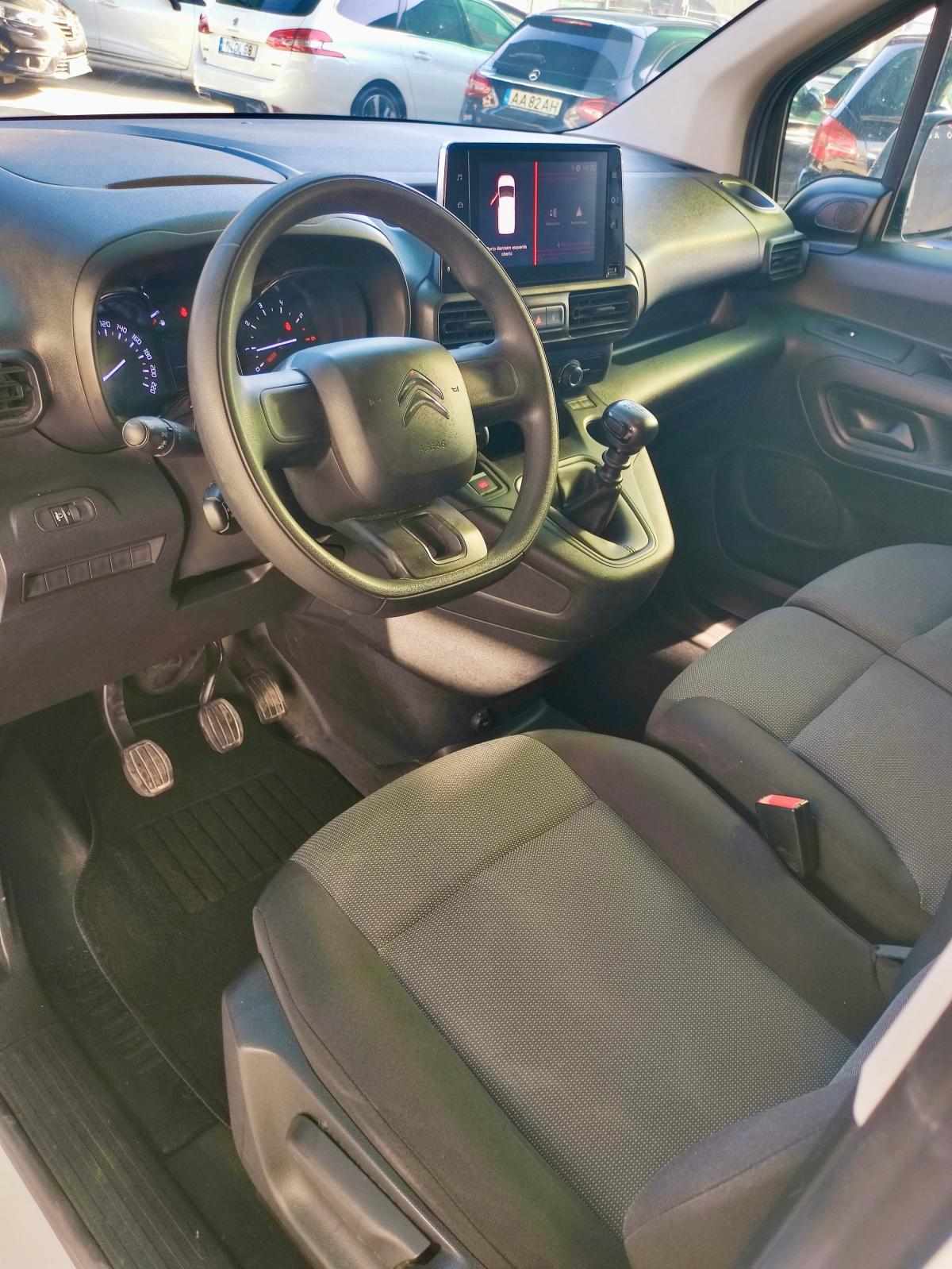 citroen-berlingo-2021-diesel-1499cc