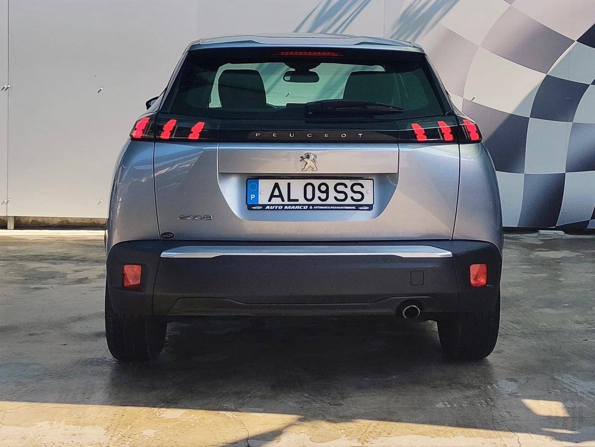 peugeot-2008-2021-diesel-1499cc
