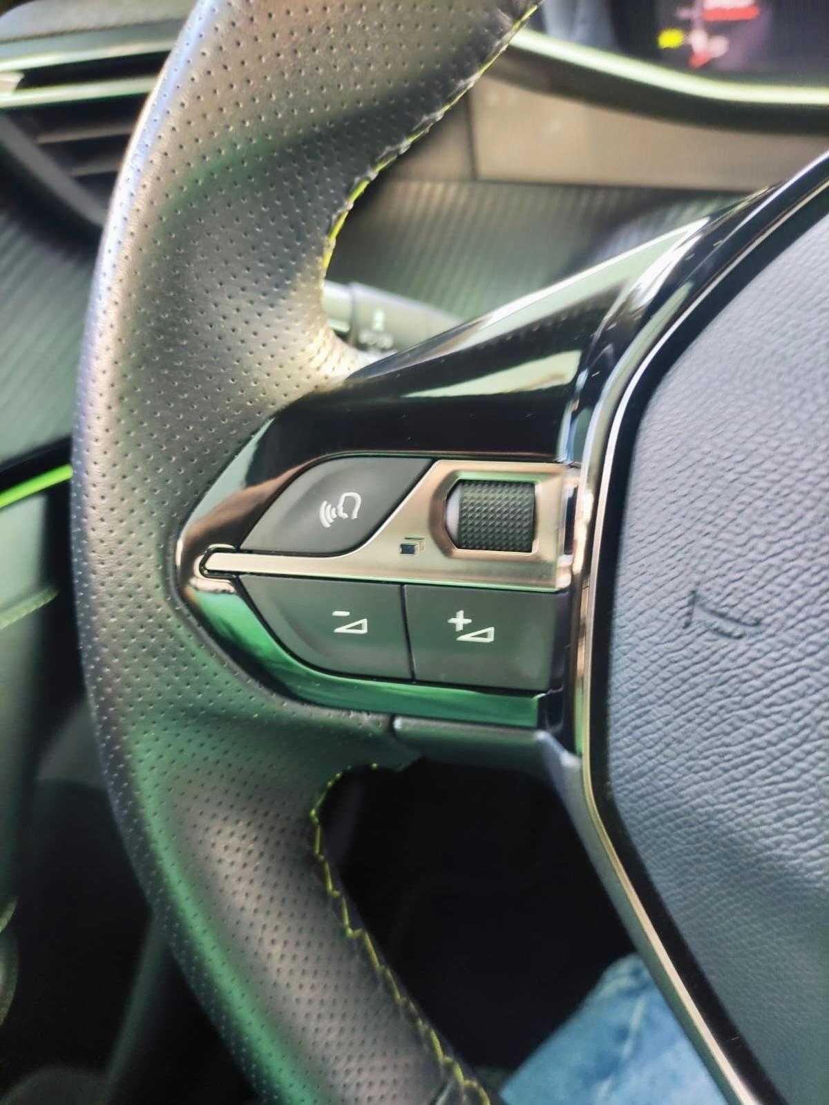 peugeot-2008-2021-diesel-1499cc