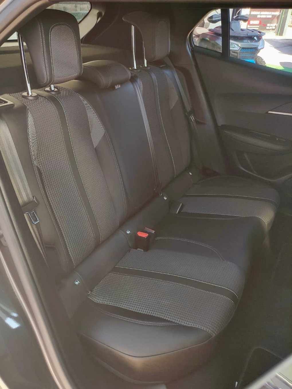 peugeot-2008-2021-diesel-1499cc