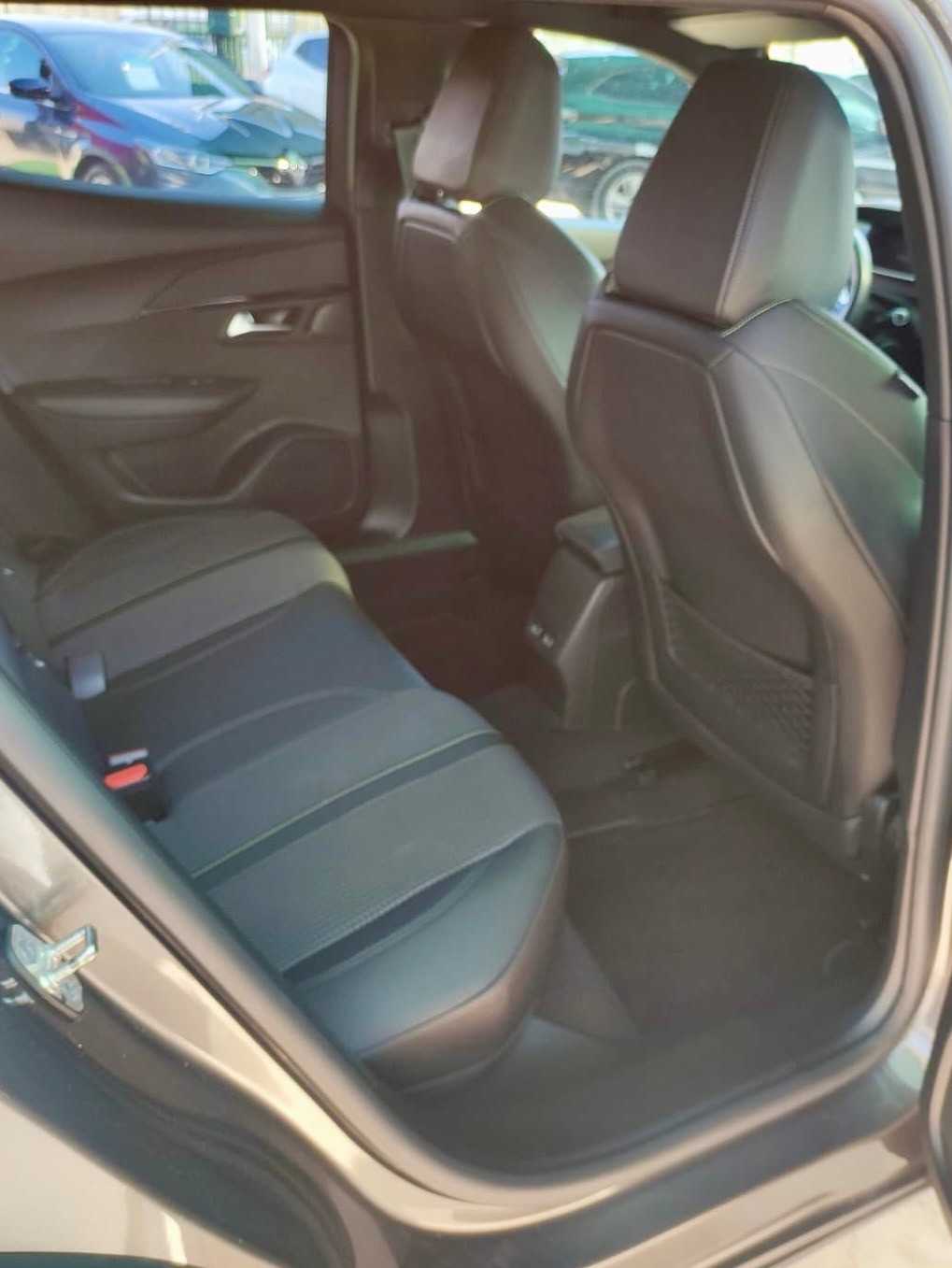 peugeot-2008-2021-diesel-1499cc