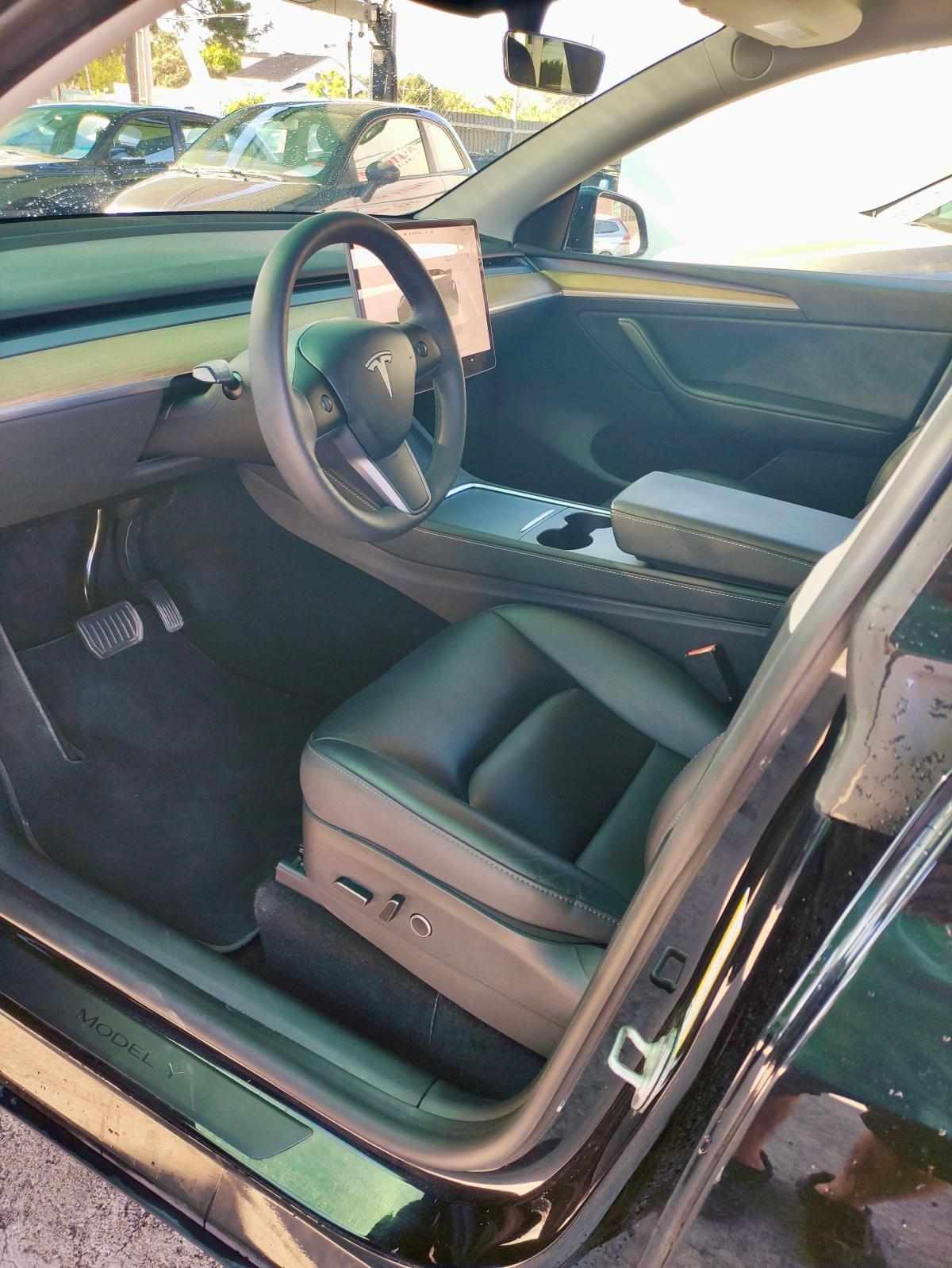 tesla-model-y-2023-eletrico-0cc