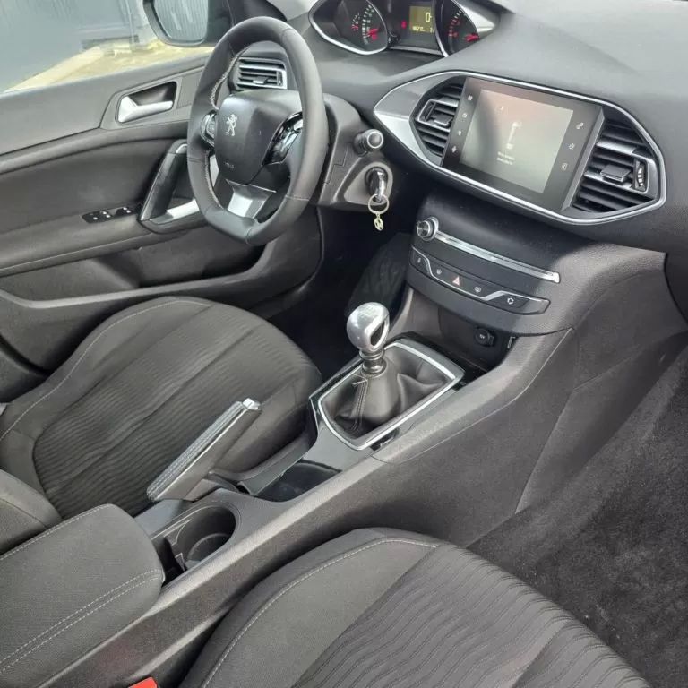 peugeot-308-2015-diesel-1560cc