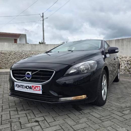 volvo-v40-2016-diesel-1969cc