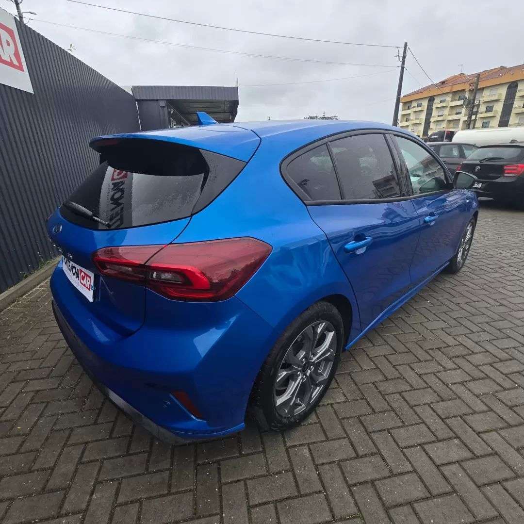 ford-focus-2024-gasolina-998cc