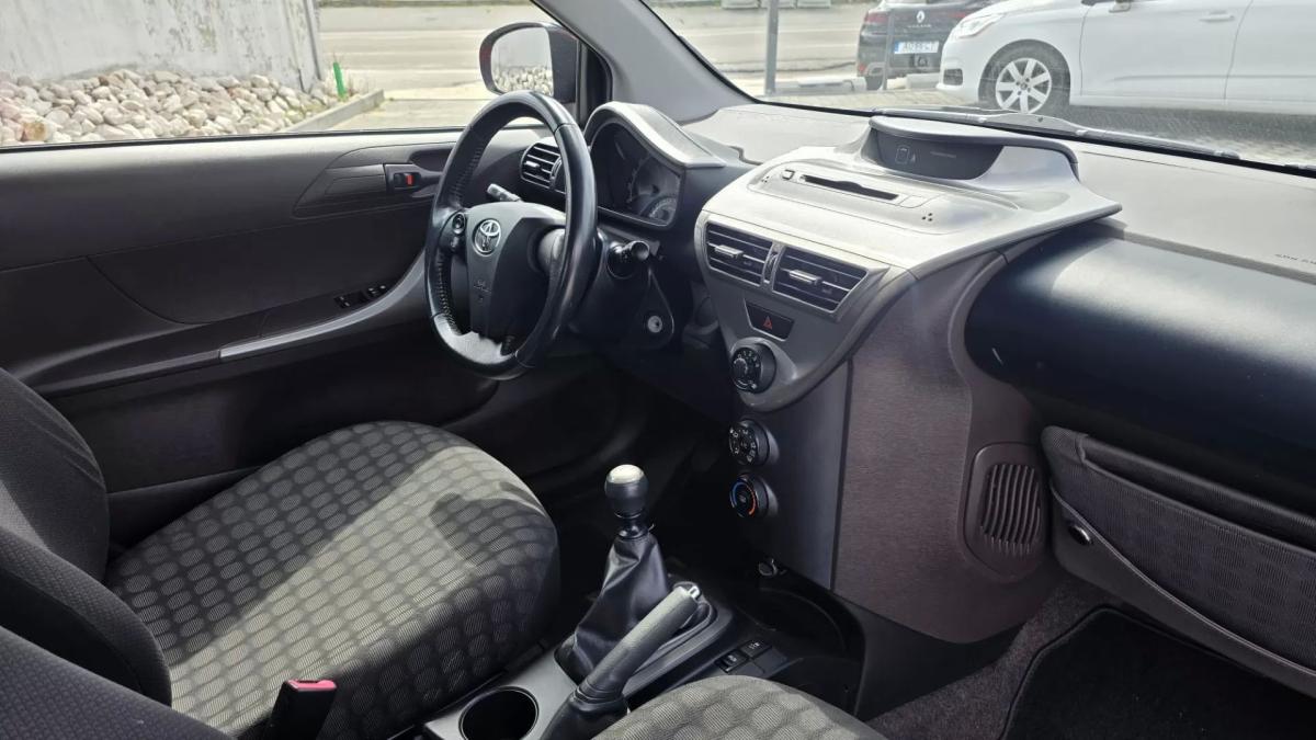 toyota-iq-2009-gasolina-998cc