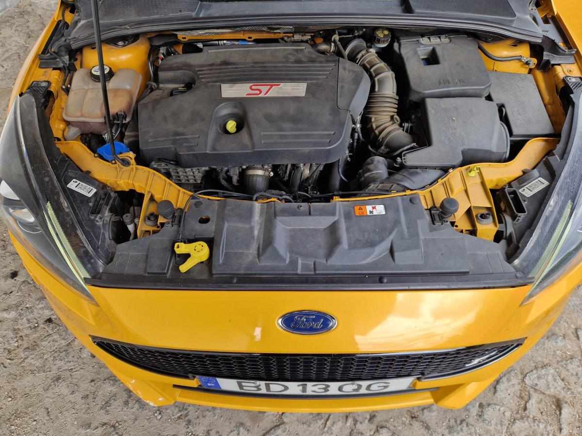 ford-focus-st-2-0-tdci-2015-diesel-1997cc
