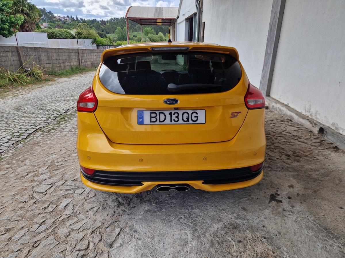 ford-focus-st-2-0-tdci-2015-diesel-1997cc