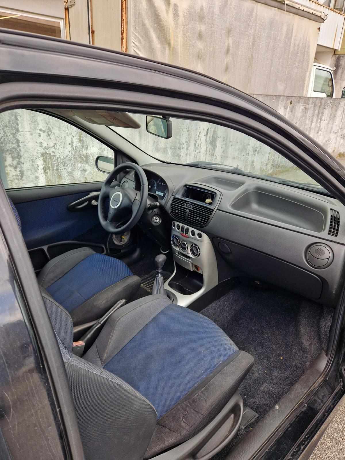 fiat-punto-1-2-2000-gasolina-1242cc