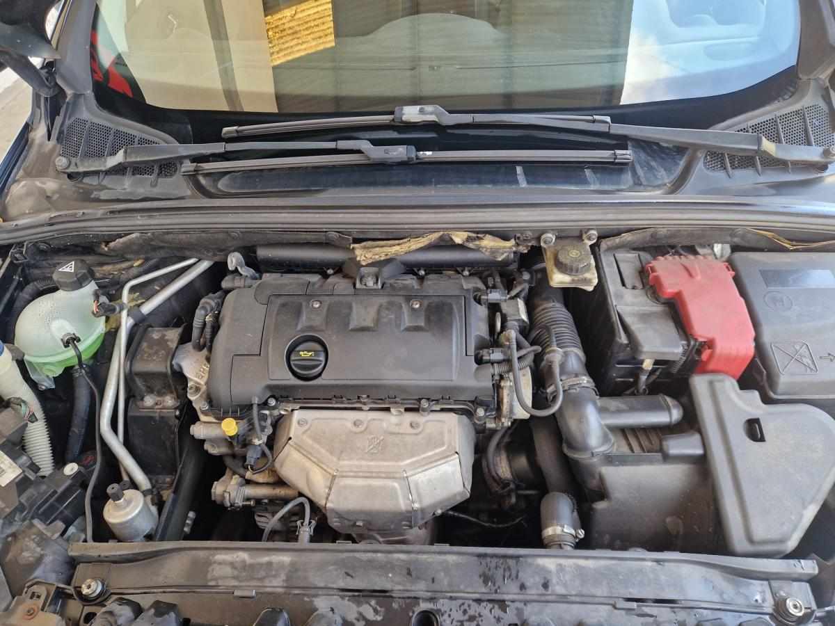 peugeot-308-1-4-vti-2009-gasolina-1397cc