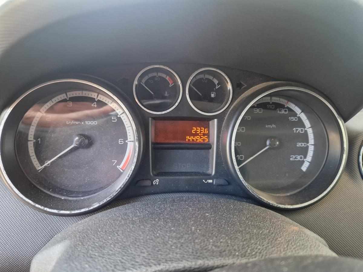 peugeot-308-1-4-vti-2009-gasolina-1397cc