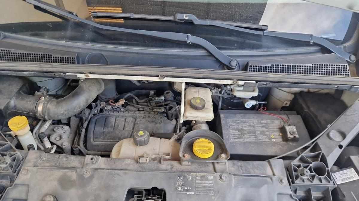 renault-trafic-1-6-120cv-2014-diesel-1598cc